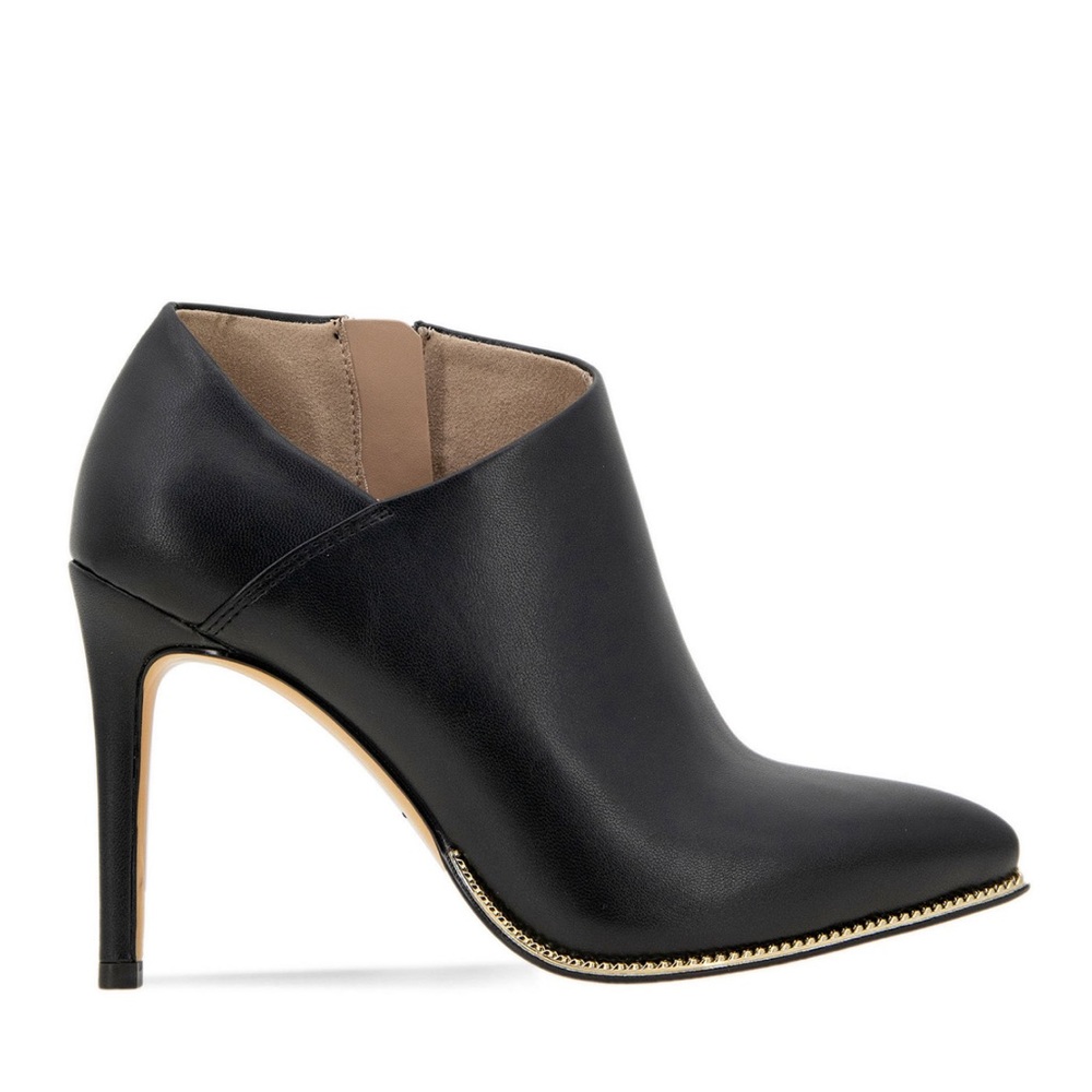 BCBGeneration Women’s US 9.5 Hadix black ankle bootie w/gold embellishment